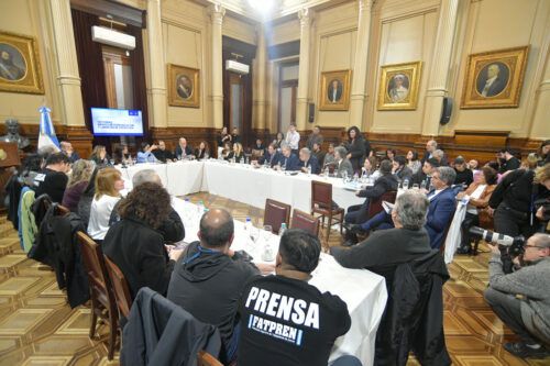 Senado: se presentó el nuevo proyecto del Estatuto del Periodista con presencia federal y de distintos espacios políticos