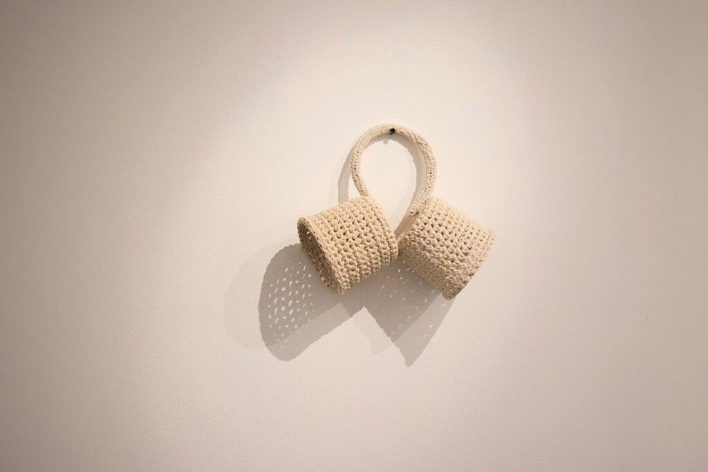 "Traducciones sobre un cuerpo”, muestra de Roma Vaquero Díaz sobre el cuerpo, el territorio y la memoria