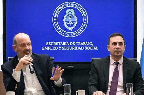 El gobierno subió la vara y ahora son 446 los convenios colectivos que quiere revisar compulsivamente