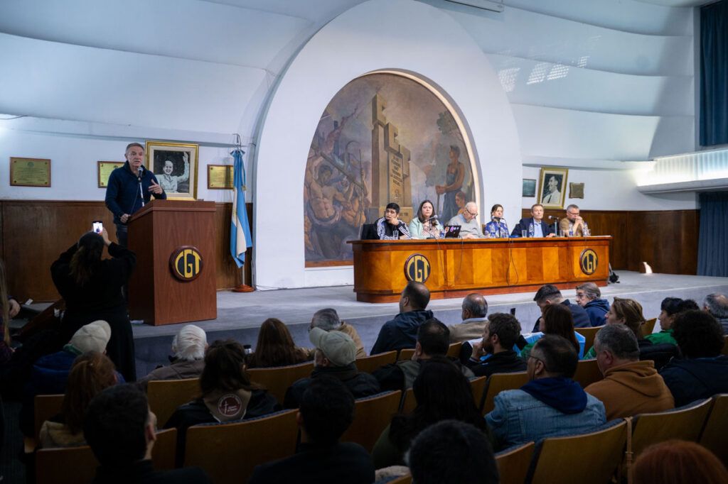 En la CGT, presentaron la encíclica papal sobre IA: claves para la defensa humana ante la nueva tecnocracia