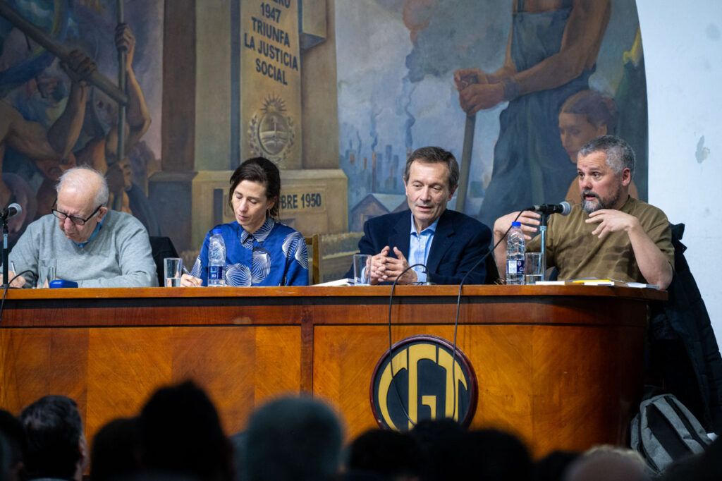 En la CGT, presentaron la encíclica papal sobre IA: claves para la defensa humana ante la nueva tecnocracia