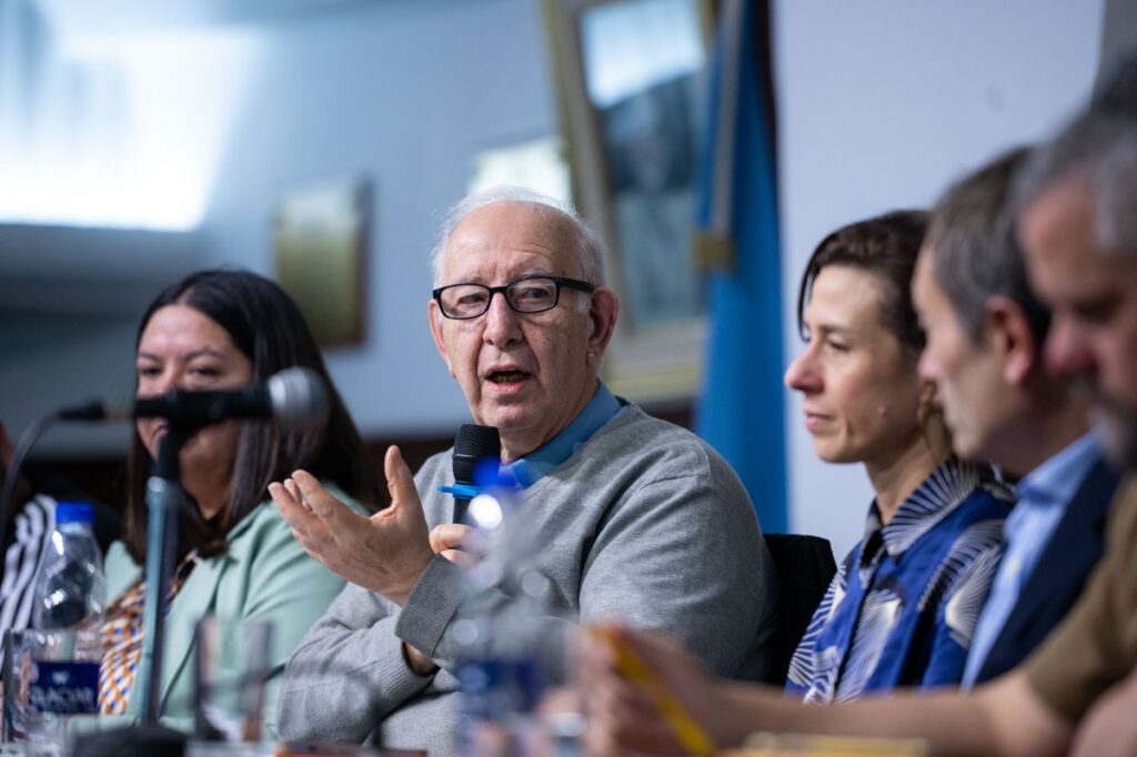 En la CGT, presentaron la encíclica papal sobre IA: claves para la defensa humana ante la nueva tecnocracia