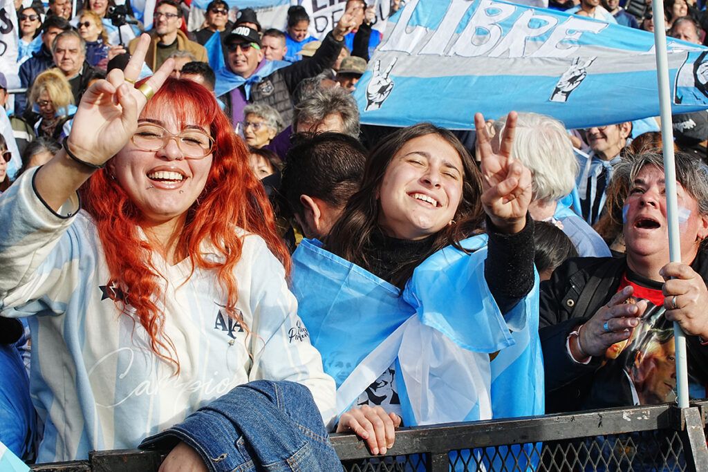 Banderas en su corazón: un Parque Lezama bancando a Cristina Libre 6 Banderas en su corazón: un Parque Lezama bancando a Cristina Libre