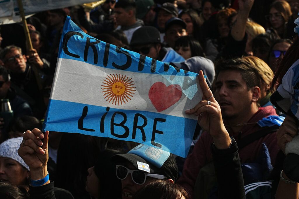 Banderas en su corazón: un Parque Lezama bancando a Cristina Libre 12 Banderas en su corazón: un Parque Lezama bancando a Cristina Libre