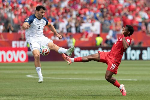 Arrancó el grupo B: Canadá rescató un empate ante Bosnia en Toronto