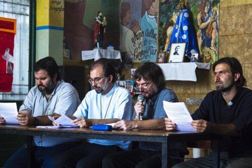 Curas villeros de la Ciudad le piden a Jorge Macri que “deje de humillar a los pobres” y abra una mesa de diálogo
