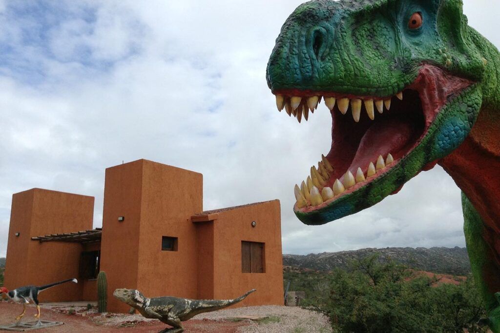 Un pueblo riojano donde hay nidos de dinosaurios puede ser el más lindo del mundo 2 Un pueblo riojano donde hay nidos de dinosaurios puede ser el más lindo del mundo