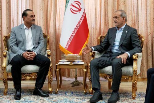 Irán afirma que el acuerdo con EEUU está “prácticamente consensuado” tras el anuncio de Trump