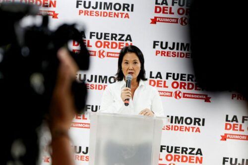 Keiko Fujimori evita confirmar que reconocerá una eventual derrota en el balotaje del domingo
