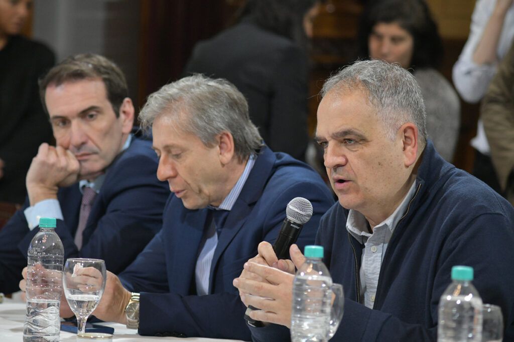 Senado: se presentó el nuevo proyecto del Estatuto del Periodista con presencia federal y de distintos espacios políticos 3 Senado: se presentó el nuevo proyecto del Estatuto del Periodista con presencia federal y de distintos espacios políticos