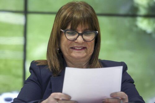 Interna oficialista: Bullrich no acatará la orden de Milei de retirar el pliego de una jueza