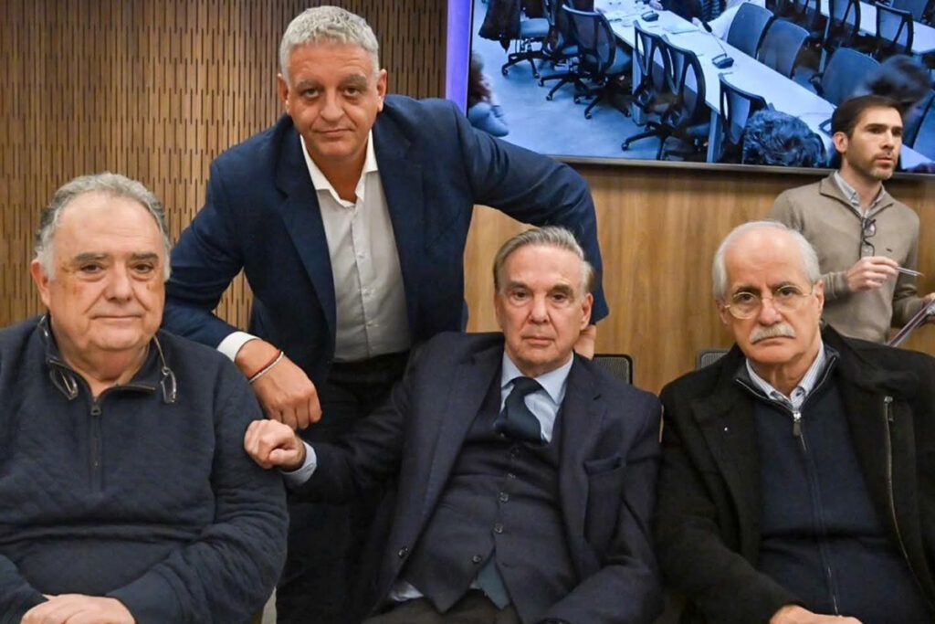A un año de la condena a Cristina, diputados de la Comisión de DDHH y Garantías reclamaron su inmediata libertad 1 A un año de la condena a Cristina, diputados de la Comisión de DDHH y Garantías reclamaron su inmediata libertad