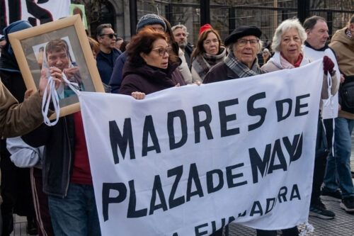 Taty descansa en su eterno lugar<br>de lucha y amor: la Plaza de Mayo