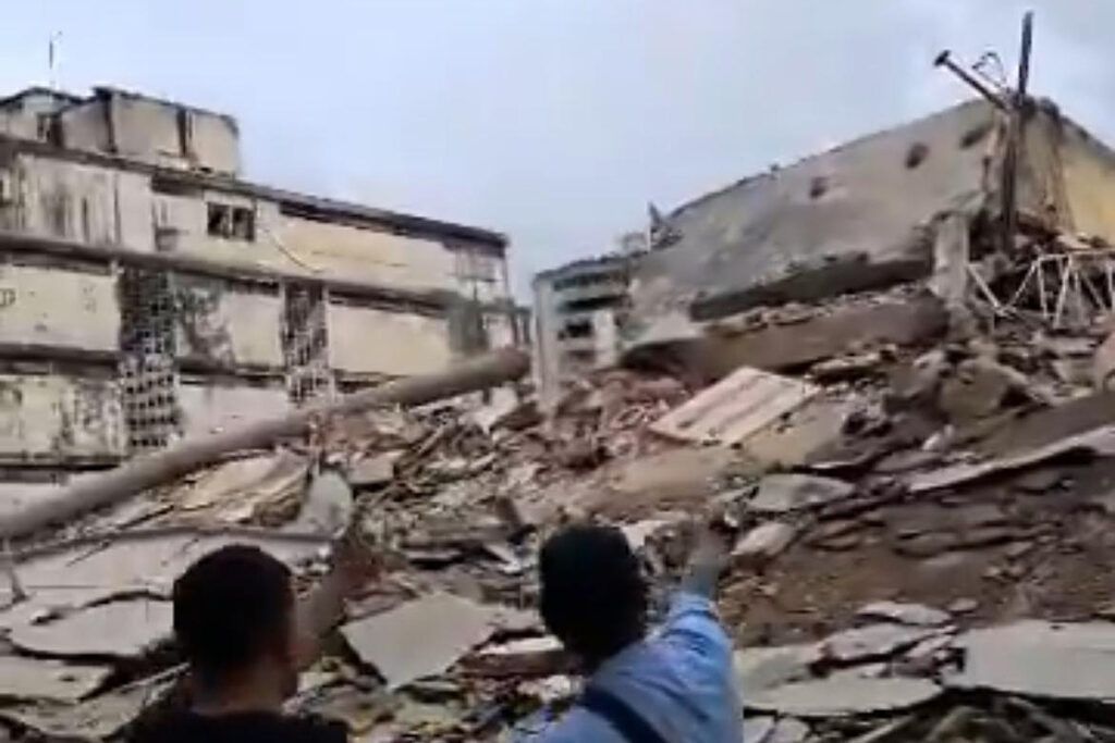 Elevan a 920 el número oficial de muertes por el doble terremoto en Venezuela