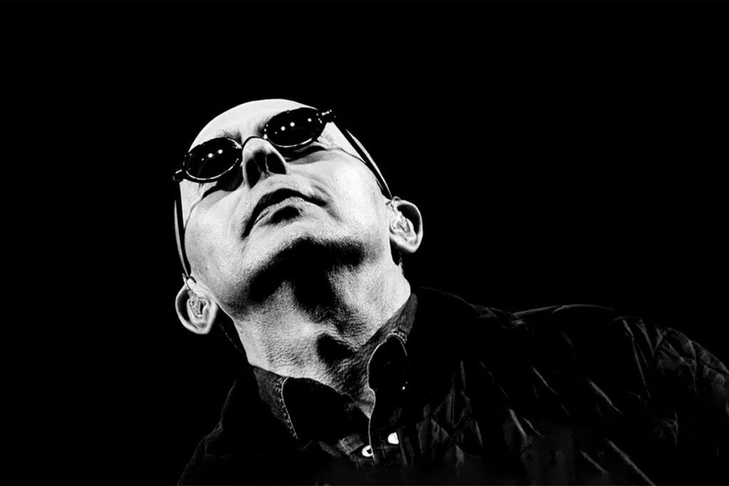 Carlos "Indio" Solari (1949-∞): un ángel para nuestra soledad