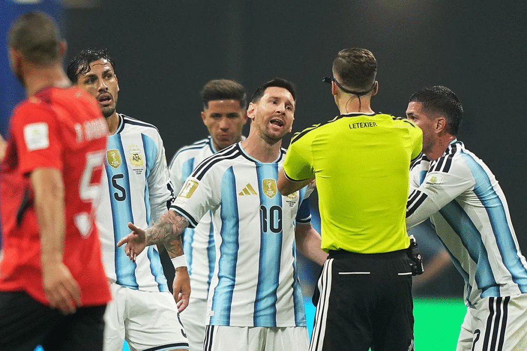 El minuto a minuto de Argentina: la Selección vuelve a sufrir, ante Egipto y Messi erró un penal 2 El minuto a minuto de Argentina: la Selección vuelve a sufrir, ante Egipto y Messi erró un penal