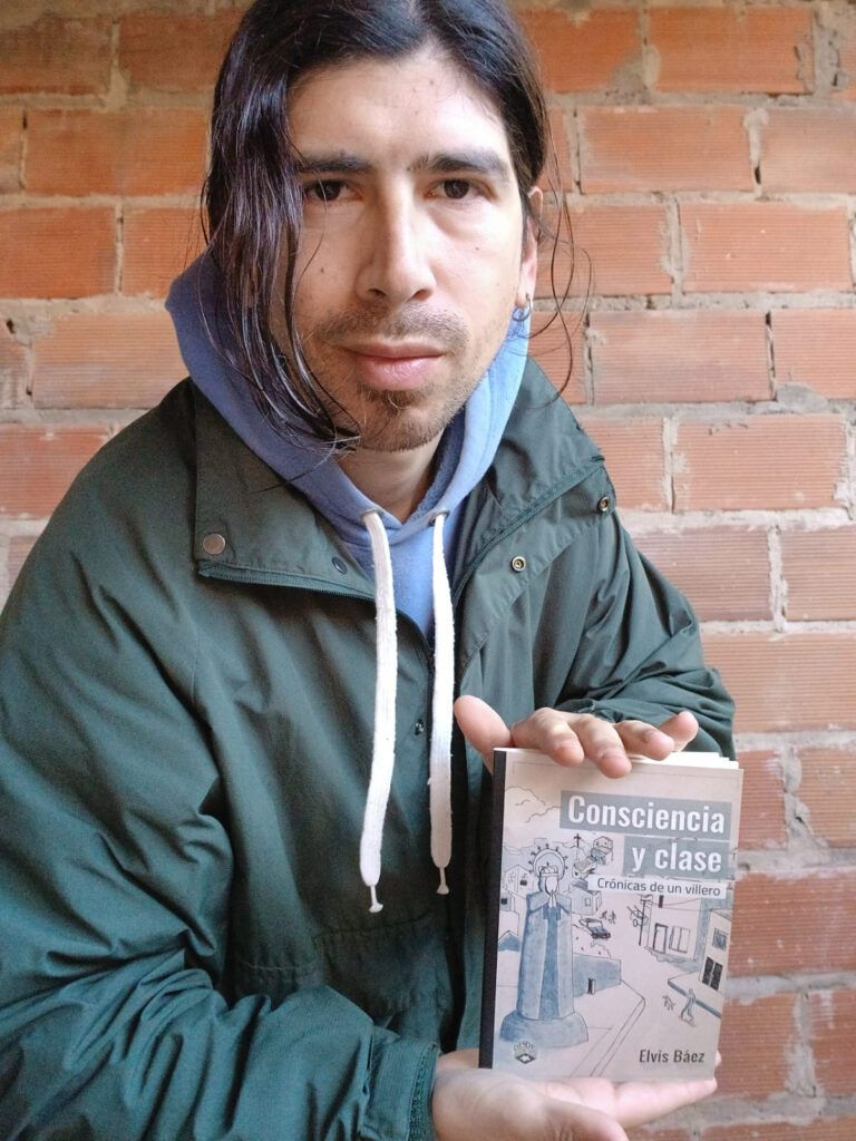 “Poder mirar Villa Itatí de otra forma es la verdadera poesía”