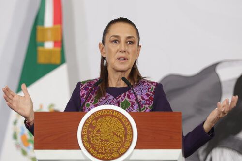 Sheinbaum, harta de la diplomacia, apunta a Trump y a las fake news de sus alcahuetes