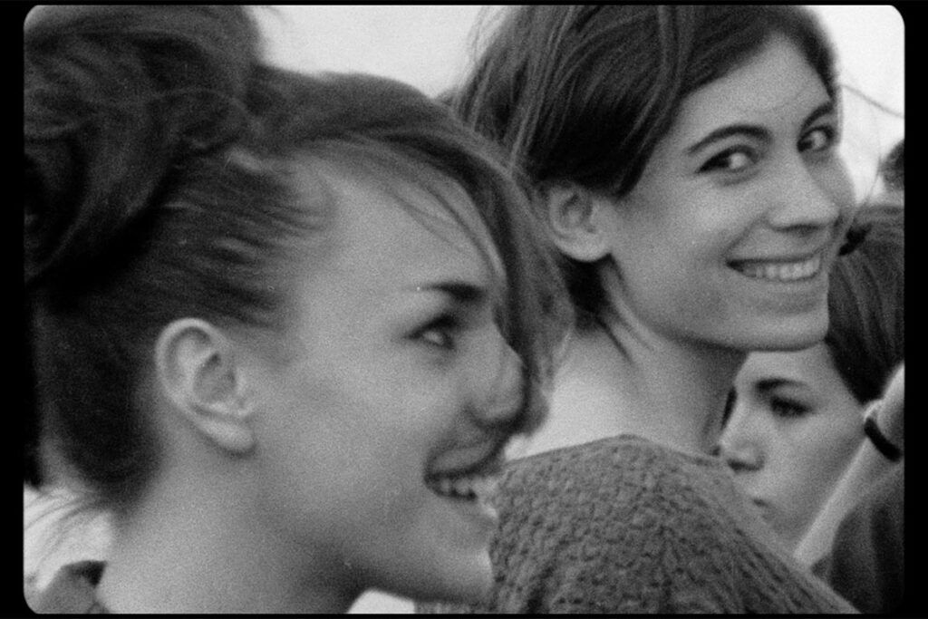 "Para hacer una película sólo hace falta un arma": el documental que recupera la historia de los cineastas que la dictadura quiso borrar
