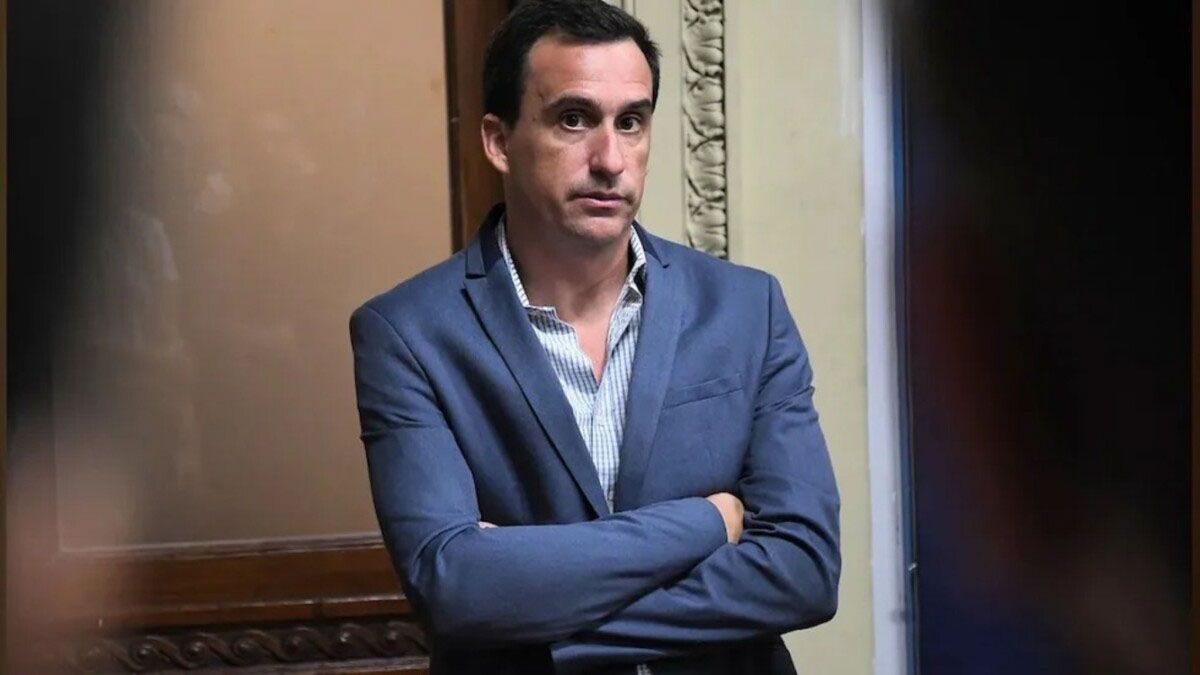 Un funcionario de confianza de Adorni fue designado director del Banco Nación