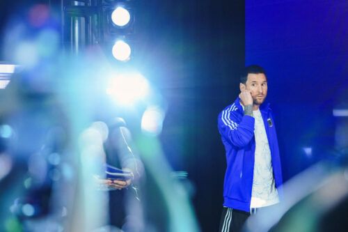 Messi llegó a Rosario para pasar unos días con su familia