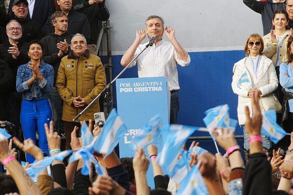 El peronismo relojea los escenarios de la derecha para medir sus opciones 2 El peronismo relojea los escenarios de la derecha para medir sus opciones