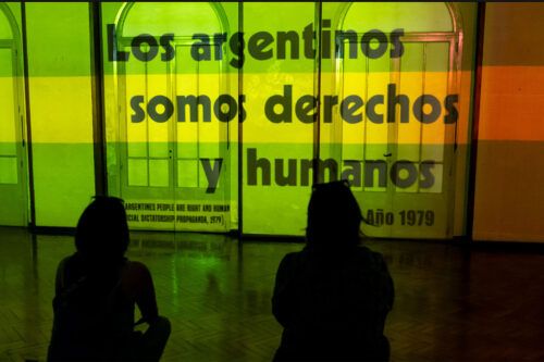 Campaña antiargentina: la historia se repite como comedia