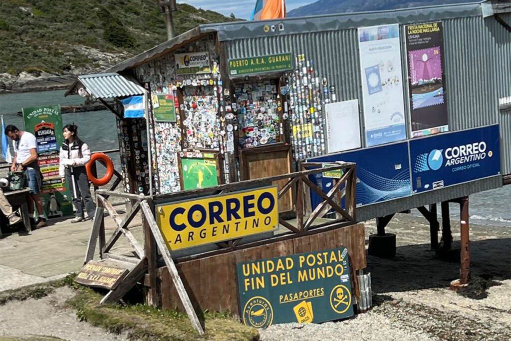 Efectos del ajuste: los pueblos aislados por el cierre del Correo 4 Efectos del ajuste: los pueblos aislados por el cierre del Correo