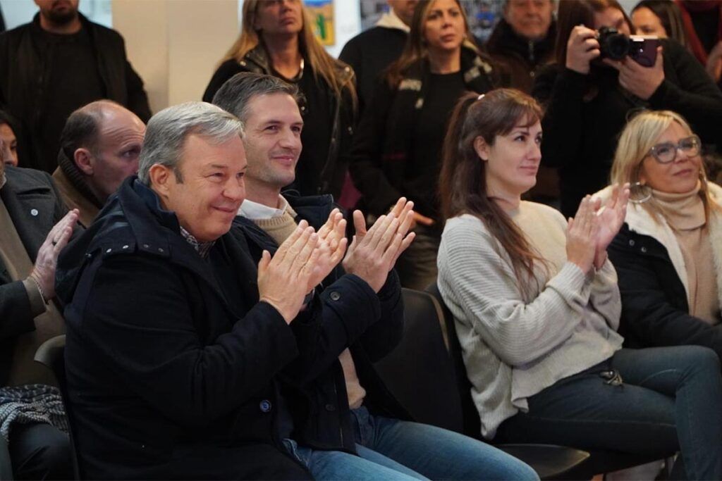 “Queremos poner la agenda del trabajador autogestionado, que la está pasando muy mal” 3 “Queremos poner la agenda del trabajador autogestionado, que la está pasando muy mal”