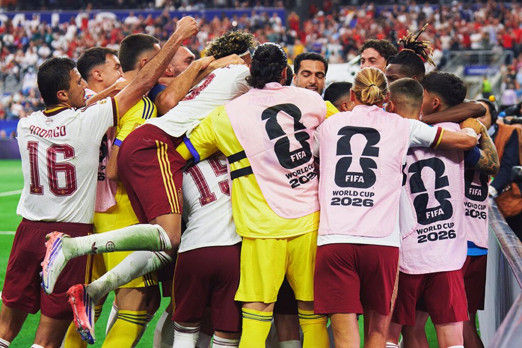 España le dio una lección de fútbol a Francia y es el primer finalista del Mundial 2 España le dio una lección de fútbol a Francia y es el primer finalista del Mundial