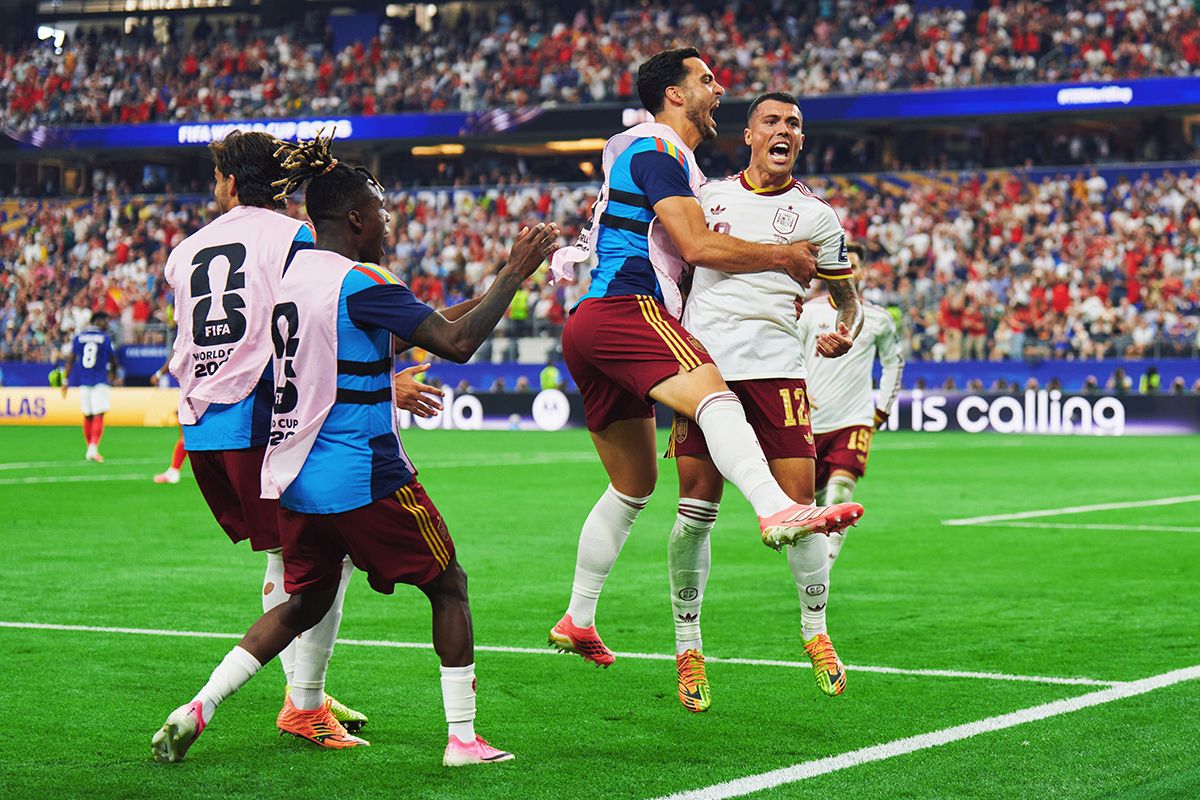 España le dio una lección de fútbol a Francia y es el primer finalista del Mundial