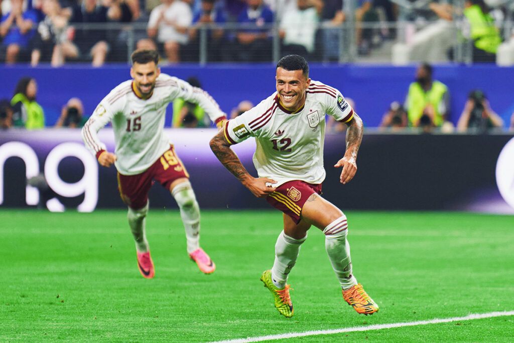 Gracias totales: Argentina resistió hasta que pudo y perdió ante el nuevo campeón España 13 Gracias totales: Argentina resistió hasta que pudo y perdió ante el nuevo campeón España