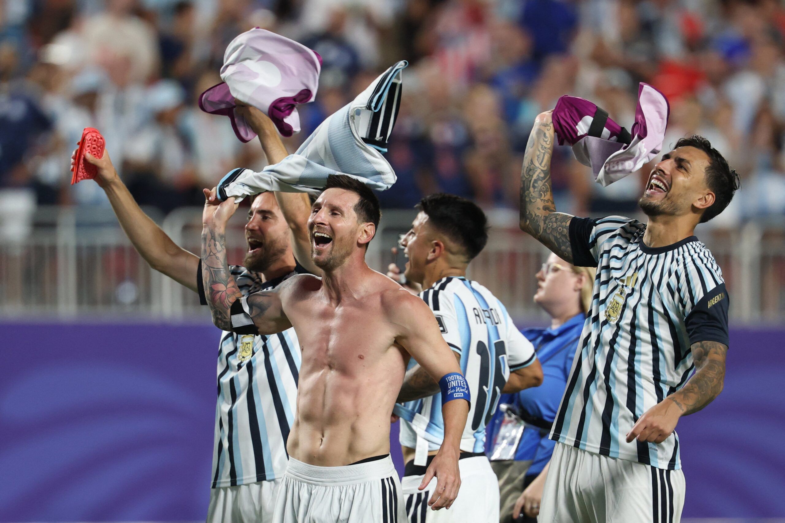 Si el fútbol siempre es más que fútbol, Inglaterra siempre es mucho más que fútbol