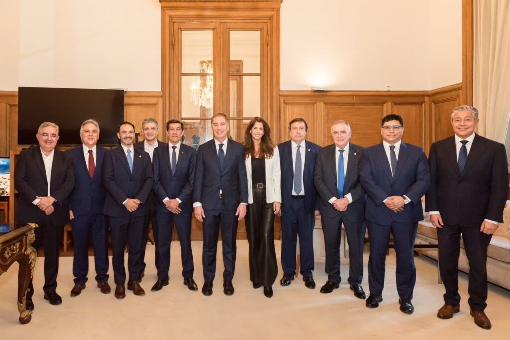 El Gobierno analiza estrategias para negociar la eliminación de las PASO con los gobernadores en medio de las rispideces internas