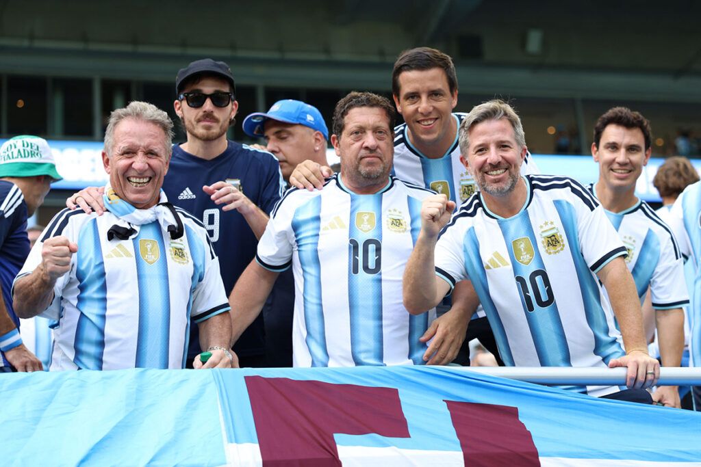 Argentina tuvo a Messi, un sacudón en Miami y mucha tensión para pasar de pantalla en el Mundial 5 Argentina tuvo a Messi, un sacudón en Miami y mucha tensión para pasar de pantalla en el Mundial