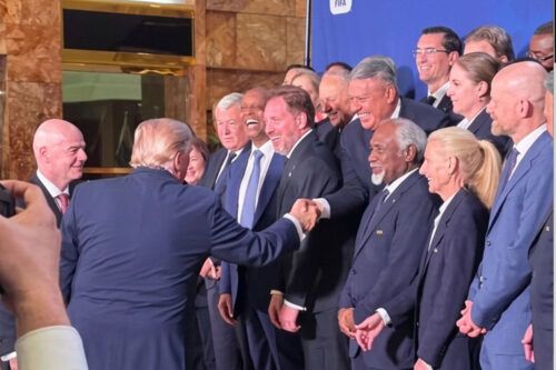 En el gobierno aseguran que mantendrán la embestida contra Chiqui Tapia y la AFA