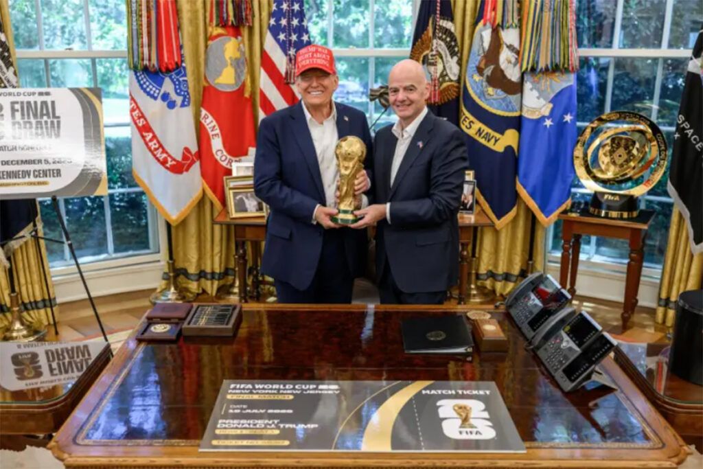 La UEFA en llamas por el escándalo Balogun: “sin precedentes, incomprensible e injustificable” 2 Donald Trump Gianni Infantino uefa